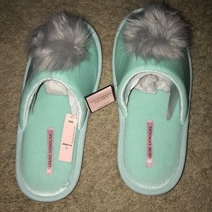 Mint Victoria’s Secret slippers